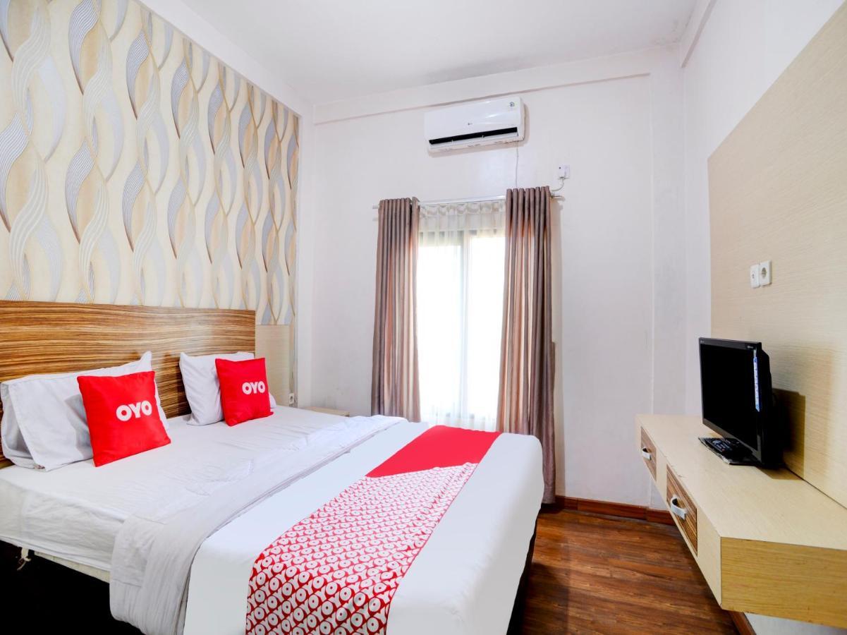 Oyo 90263 Hotel Diva Golf Μπενγκουλού Εξωτερικό φωτογραφία